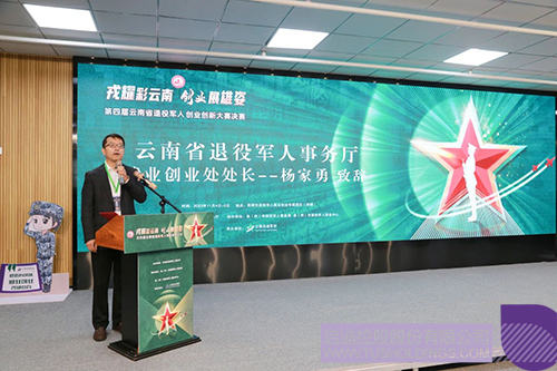 1699347919786880.jpg 2c.jpg